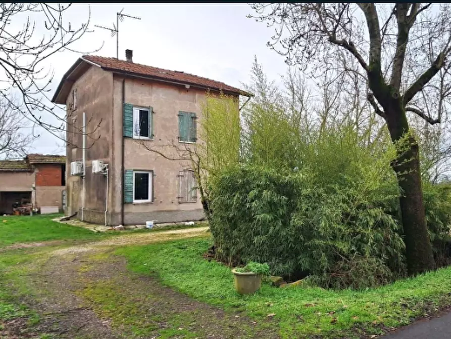 Immagine 1 di Casa indipendente in vendita  in Via Ponte Bianco a Camposanto