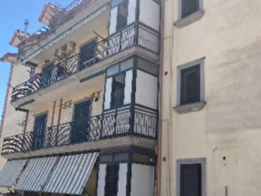 Immagine 10 di Appartamento in vendita  in Via San Nicola  a Orta Di Atella