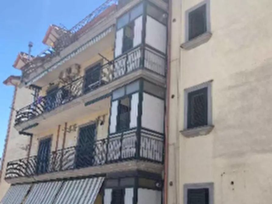 Immagine 11 di Appartamento in vendita  in Via San Nicola  a Orta Di Atella