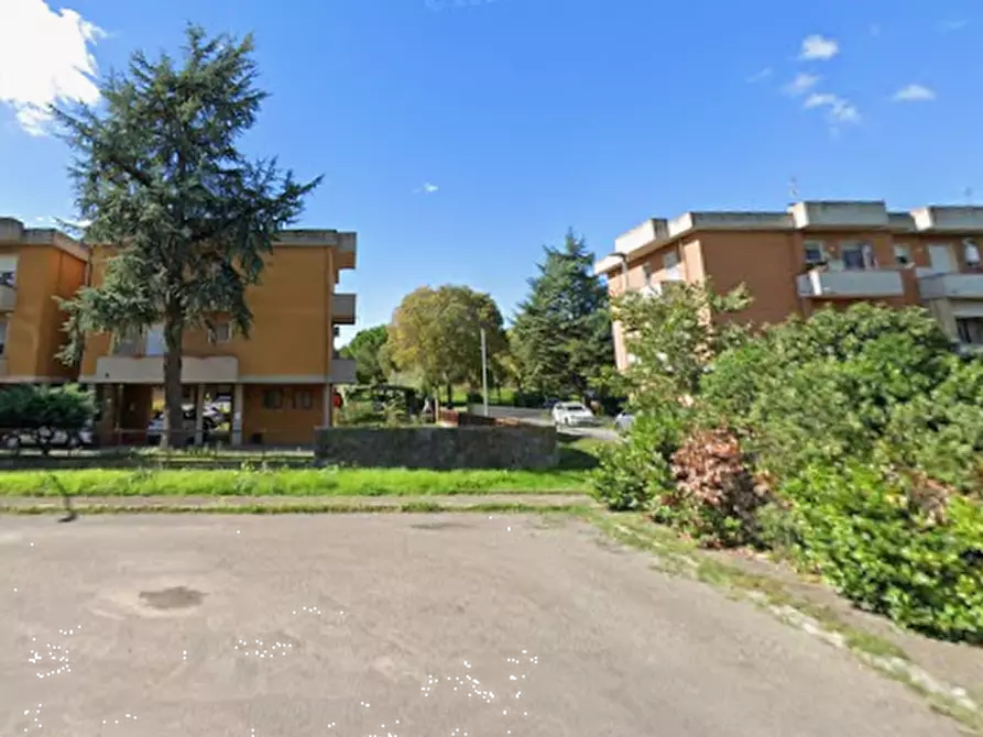 Immagine 7 di Garage in vendita  in Piazza Salvo d'Acquisto a Castelfiorentino