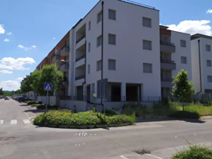 Immagine 5 di Posto auto in vendita  in Via delle Officine a Zola Predosa