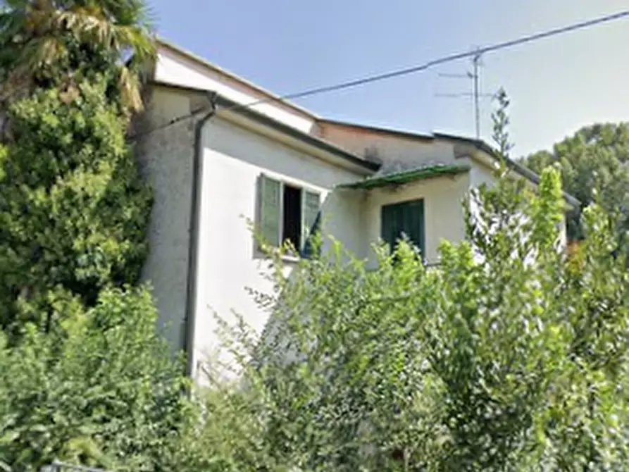 Immagine 2 di Casa indipendente in vendita  in Via della Scuola a Lugo