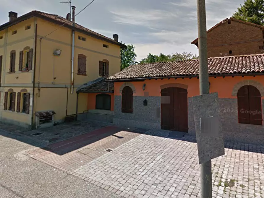 Immagine 3 di Appartamento in vendita  in Via Canolo a Correggio