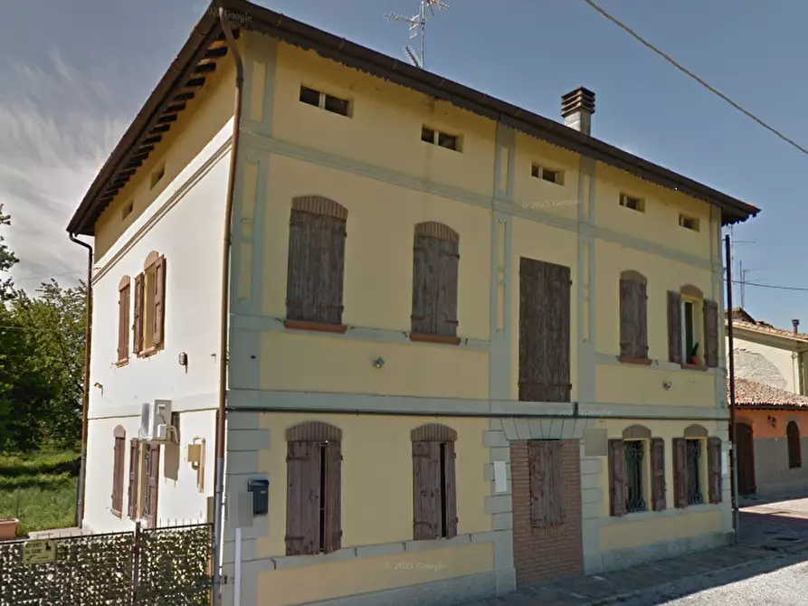 Immagine 5 di Appartamento in vendita  in Via Canolo a Correggio