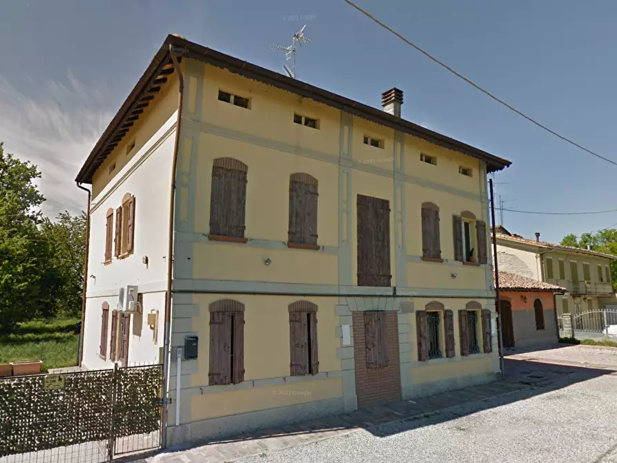 Immagine 8 di Appartamento in vendita  in Via Canolo a Correggio