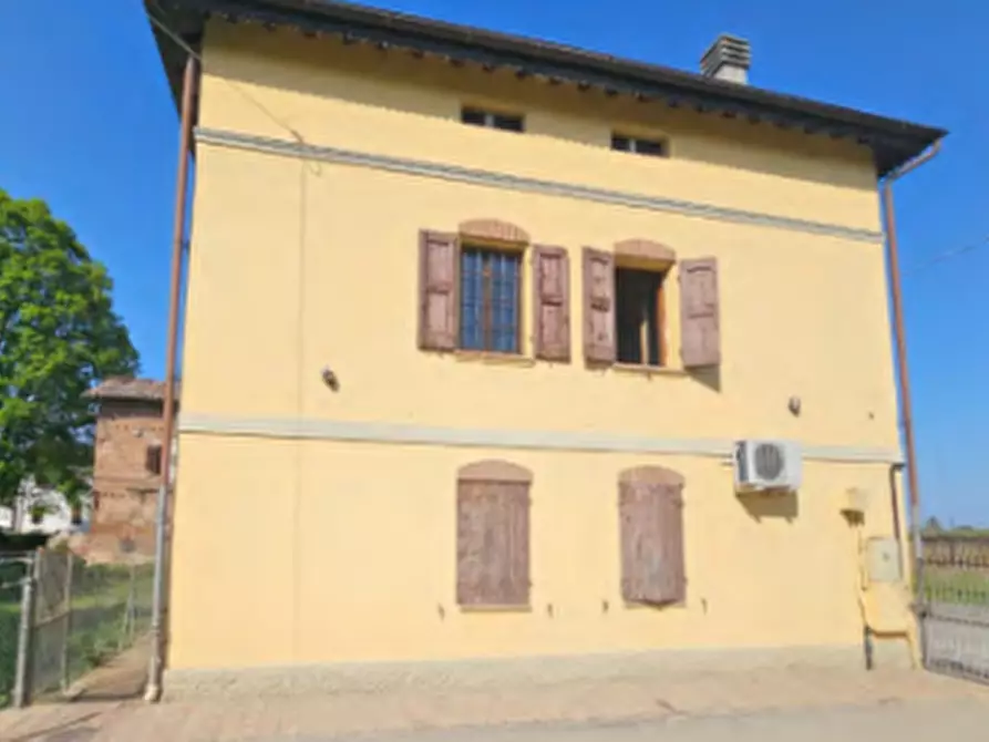 Immagine 14 di Appartamento in vendita  in Via Canolo a Correggio