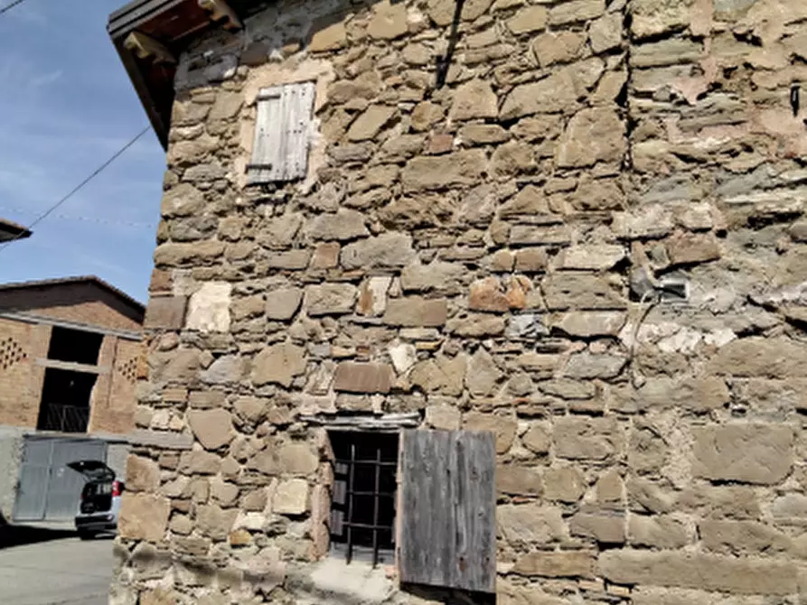 Immagine 4 di Porzione di casa in vendita  in Via Piana del Mulino a Villa Minozzo