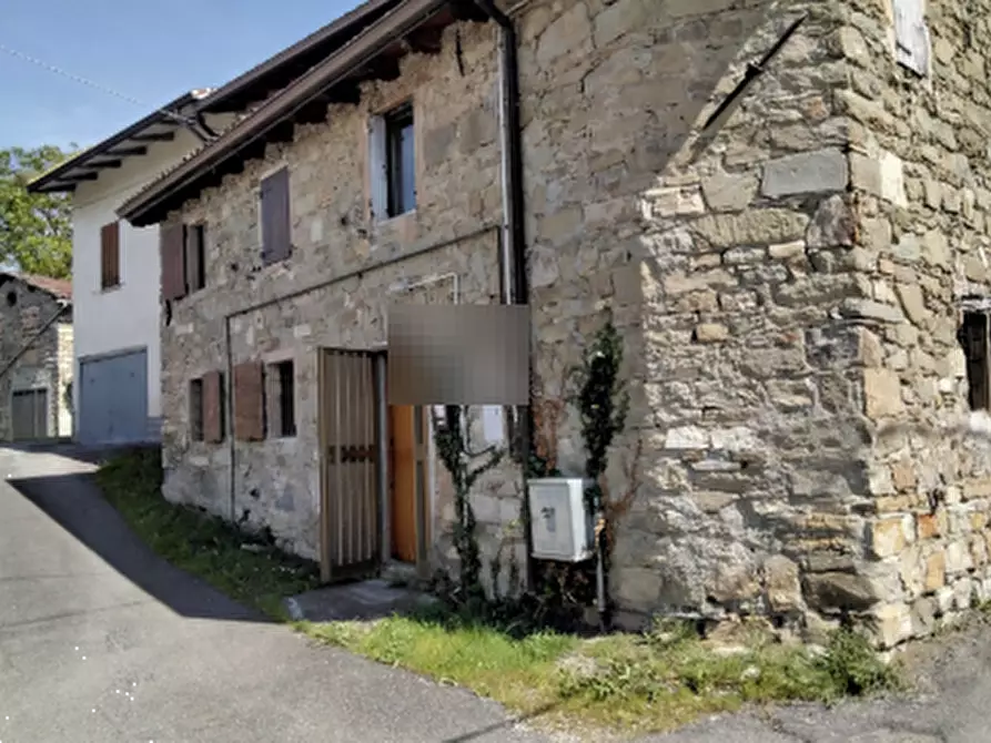 Immagine 5 di Porzione di casa in vendita  in Via Piana del Mulino a Villa Minozzo