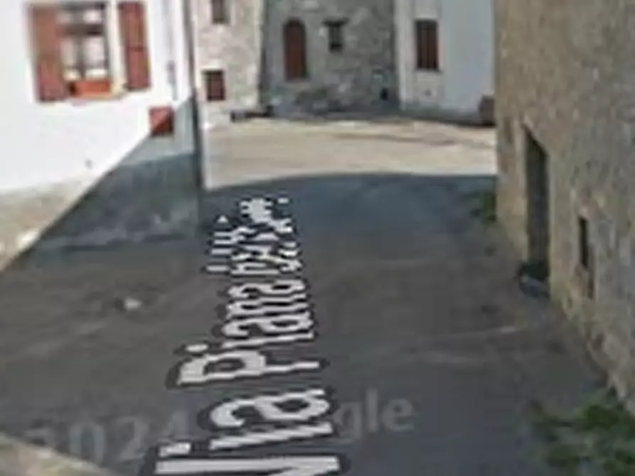 Immagine 8 di Porzione di casa in vendita  in Via Piana del Mulino a Villa Minozzo
