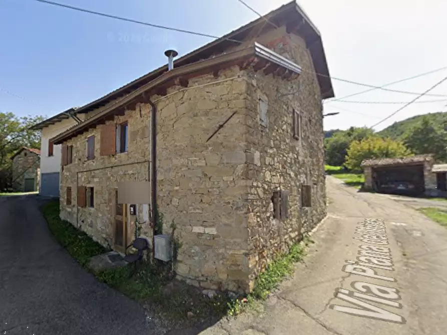 Immagine 16 di Porzione di casa in vendita  in Via Piana del Mulino a Villa Minozzo