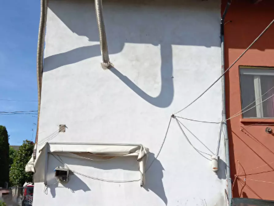 Immagine 5 di Porzione di casa in vendita  in Via Enrico Berlinguer  a Gualtieri