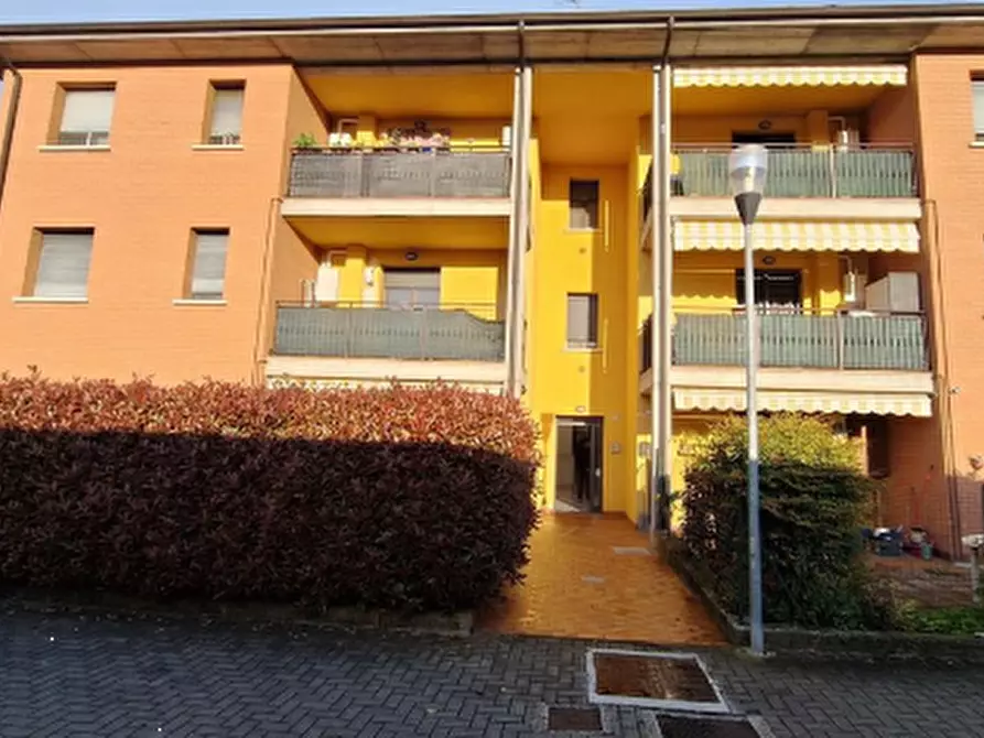 Immagine 2 di Appartamento in vendita  in Via Achille Grimaldi a Reggio Nell'emilia