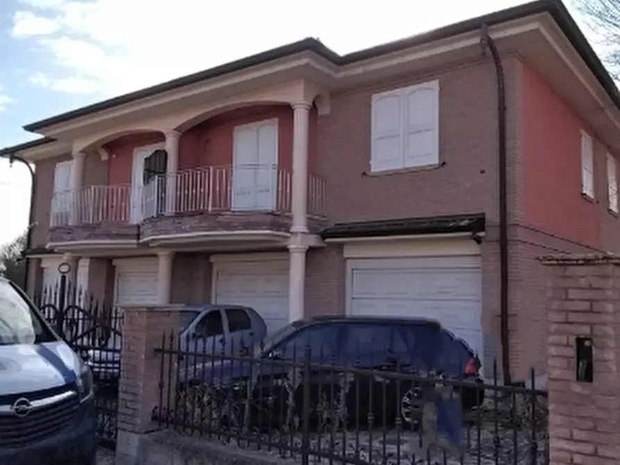 Immagine 2 di Casa indipendente in vendita  in Via Enrico Berlinguer  a Cadelbosco Di Sopra