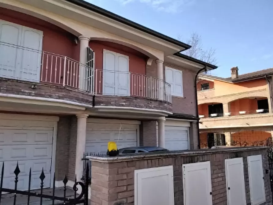 Immagine 3 di Casa indipendente in vendita  in Via Enrico Berlinguer  a Cadelbosco Di Sopra