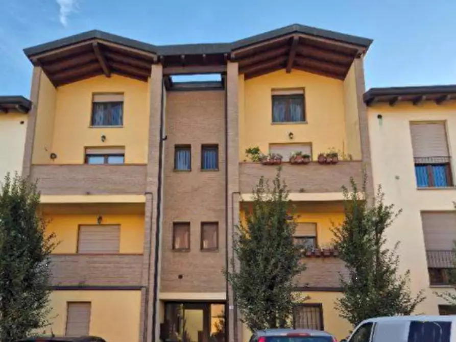 Immagine 2 di Appartamento in vendita  in Via Salimbene da Parma a Reggio Nell'emilia