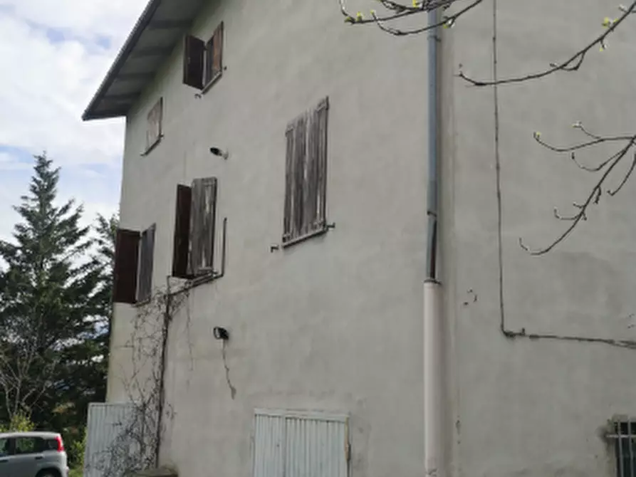 Immagine 4 di Porzione di casa in vendita  in Via Trinità di Pianzo a Casina
