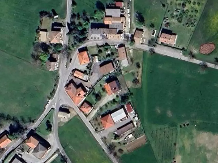 Immagine 9 di Porzione di casa in vendita  in Via Trinità di Pianzo a Casina