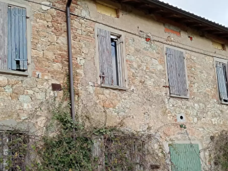 Immagine 2 di Casa indipendente in vendita  in Via Ronco a Viano