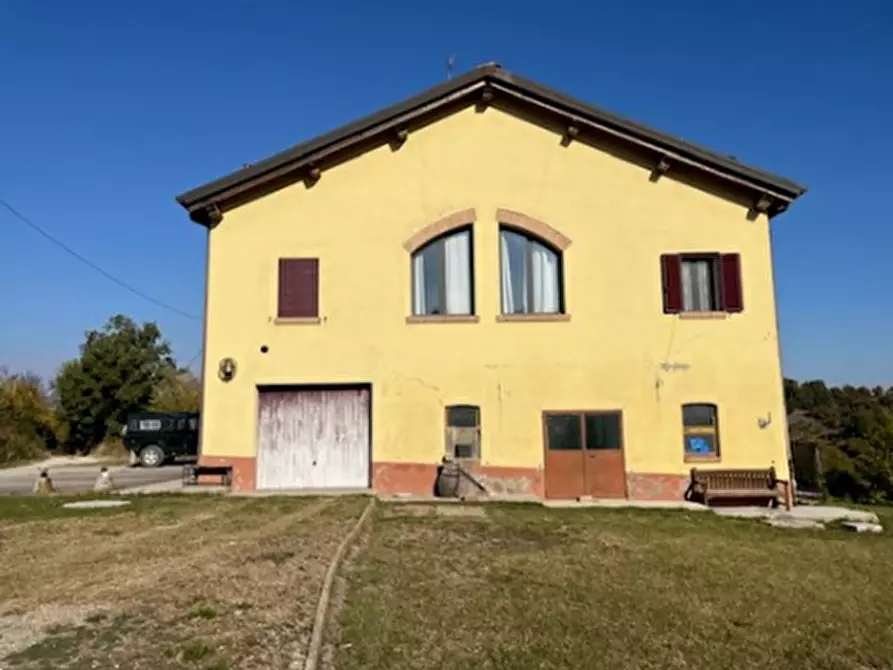 Immagine 2 di Casa indipendente in vendita  in Via Case Ferrarini  a Vezzano Sul Crostolo
