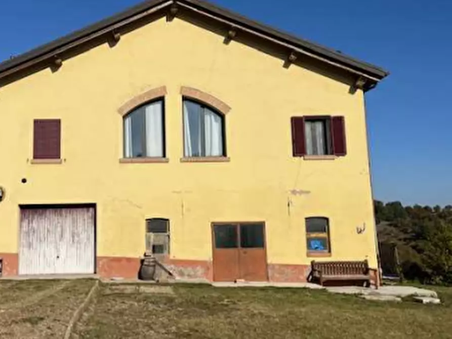 Immagine 4 di Casa indipendente in vendita  in Via Case Ferrarini  a Vezzano Sul Crostolo