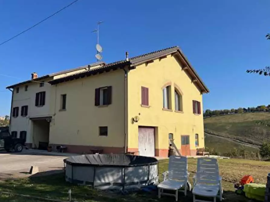 Immagine 7 di Casa indipendente in vendita  in Via Case Ferrarini  a Vezzano Sul Crostolo