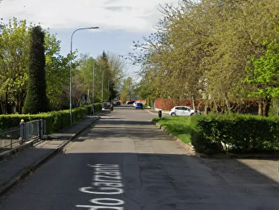 Immagine 11 di Appartamento in vendita  in Via A. Garzanti  a Reggio Nell'emilia