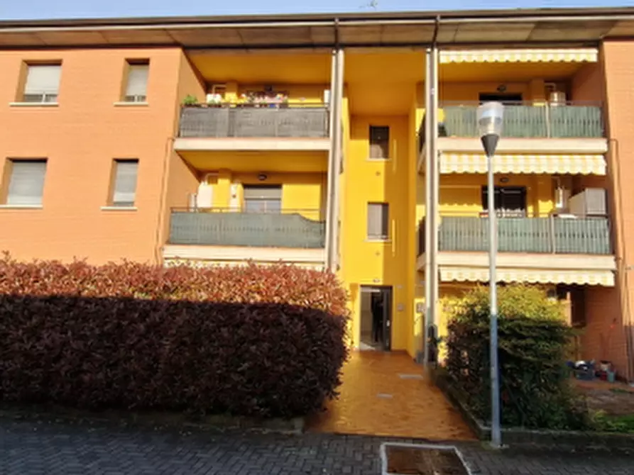 Immagine 5 di Appartamento in vendita  in Via Achille Grimaldi  a Reggio Nell'emilia