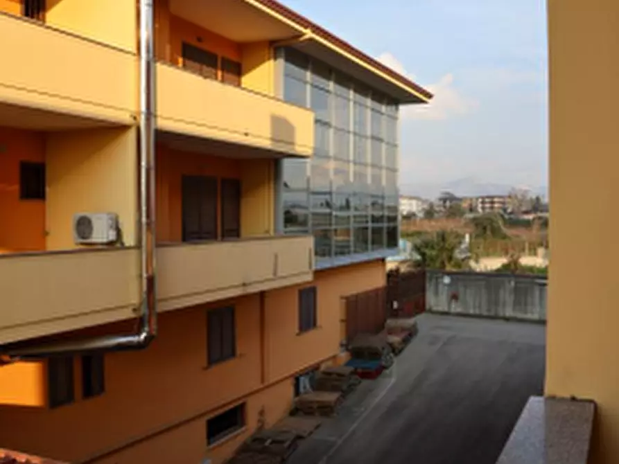 Immagine 2 di Appartamento in vendita  in Via XI Settembre a Portico Di Caserta
