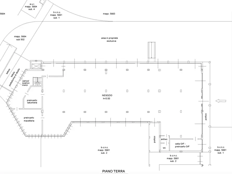 Immagine 13 di Negozio in vendita  in Via degli Alpini a Bisuschio