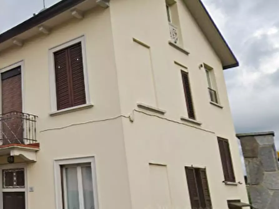 Immagine 7 di Appartamento in vendita  in Via Vignareto a Besana In Brianza