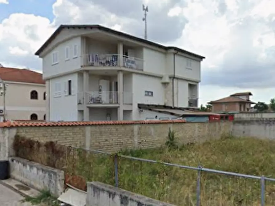 Immagine 7 di Appartamento in vendita  in Via Lago Lucrino a Trentola Ducenta