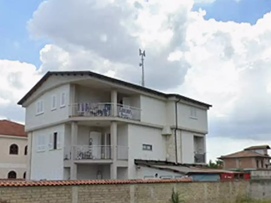 Immagine 9 di Appartamento in vendita  in Via Lago Lucrino a Trentola Ducenta