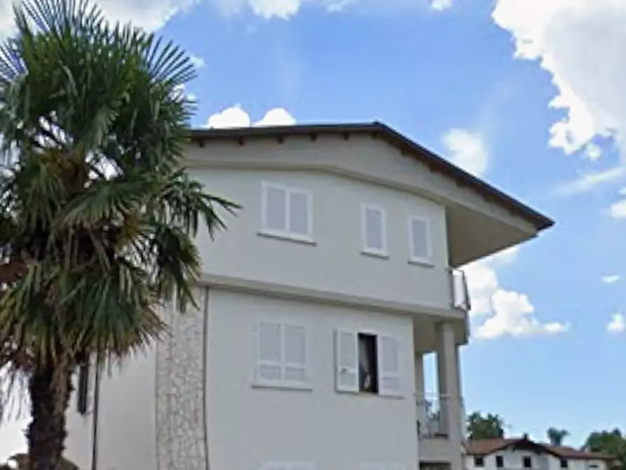 Immagine 10 di Appartamento in vendita  in Via Lago Lucrino a Trentola Ducenta