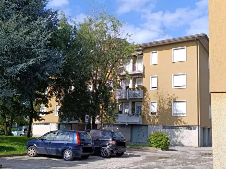Immagine 7 di Appartamento in vendita  in Via Sant'Ambrogio a Mariano Comense