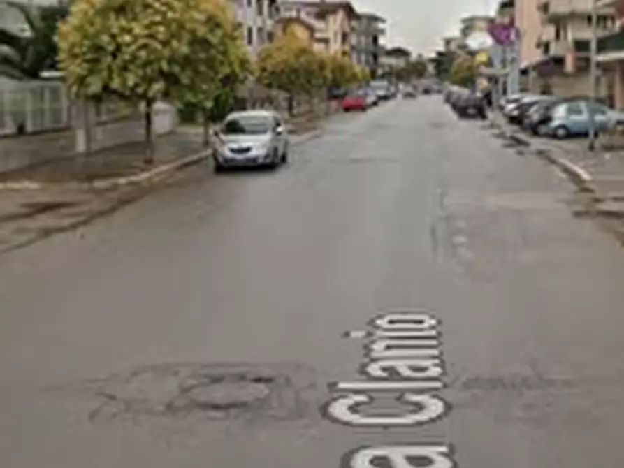 Immagine 14 di Appartamento in vendita  in Via Clanio a Orta Di Atella