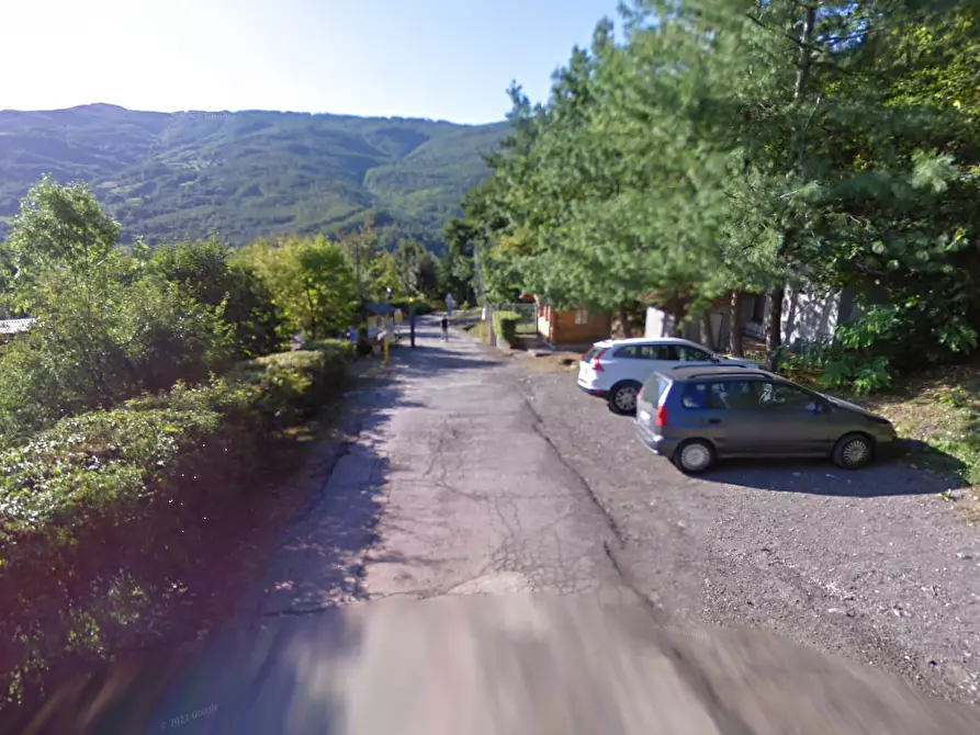 Immagine 5 di Stabile in vendita  in Loc. Il Poggio Strada Statale della Cisa a Berceto