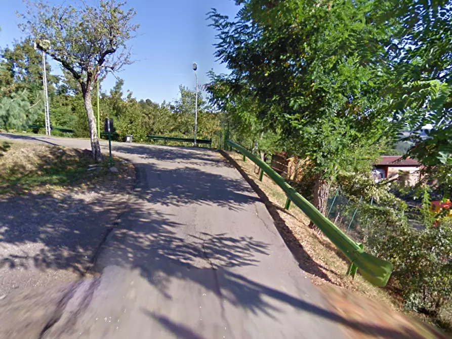 Immagine 6 di Stabile in vendita  in Loc. Il Poggio Strada Statale della Cisa a Berceto