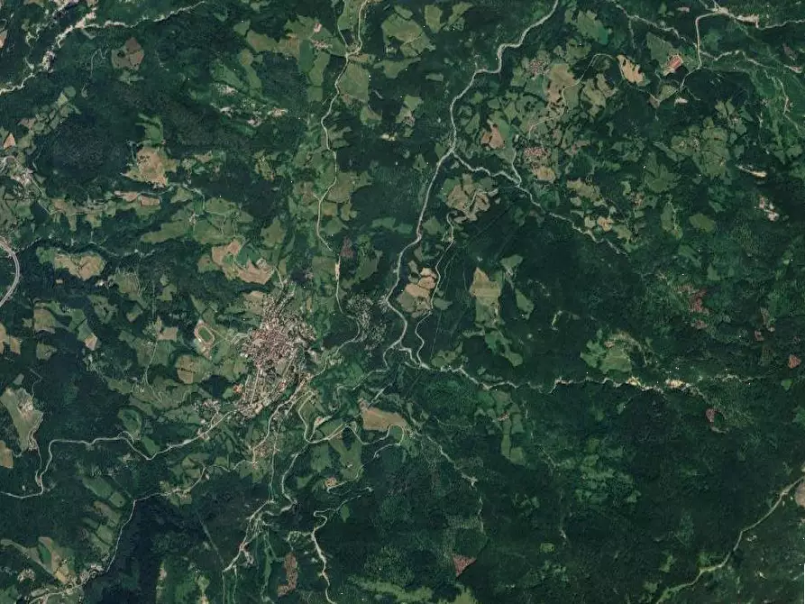 Immagine 10 di Stabile in vendita  in Loc. Il Poggio Strada Statale della Cisa a Berceto