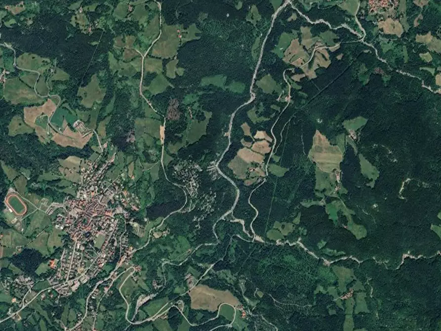 Immagine 11 di Stabile in vendita  in Loc. Il Poggio Strada Statale della Cisa a Berceto