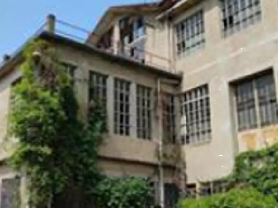 Immagine 1 di Laboratorio in vendita  in Via Fontanelle a Vedano Olona