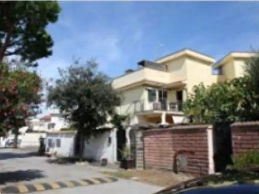 Immagine 1 di Appartamento in vendita  in Via Teseo a Ardea