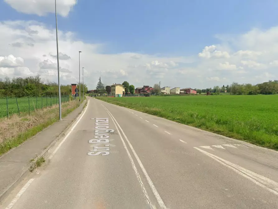Immagine 3 di Terreno edificabile in vendita  in Localita' Vicofertile lungo Strada Bergonzi a Parma