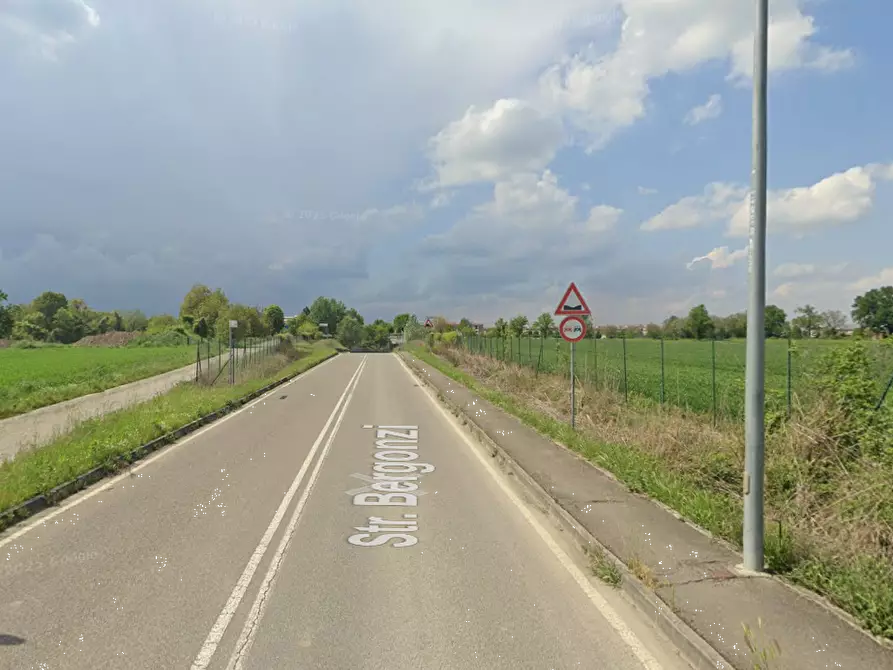 Immagine 4 di Terreno edificabile in vendita  in Localita' Vicofertile lungo Strada Bergonzi a Parma