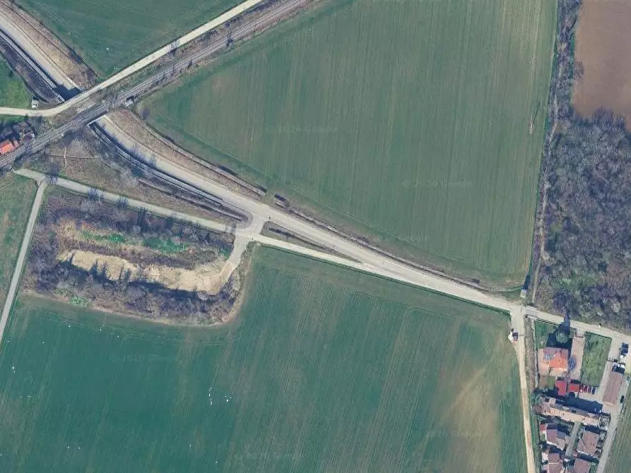 Immagine 15 di Terreno edificabile in vendita  in Localita' Vicofertile lungo Strada Bergonzi a Parma