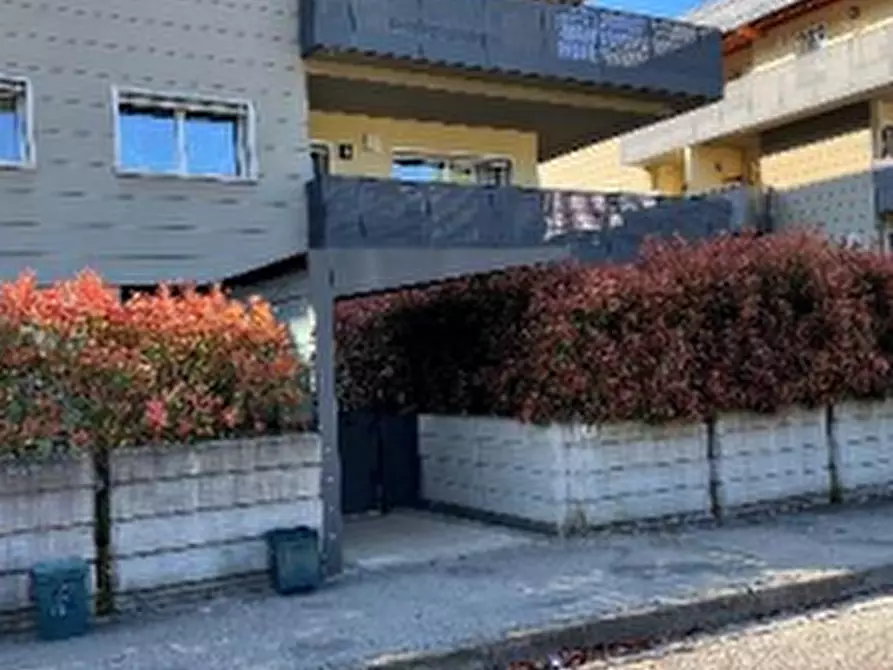 Immagine 1 di Appartamento in vendita  in Via Duca d'Aosta a Valdagno