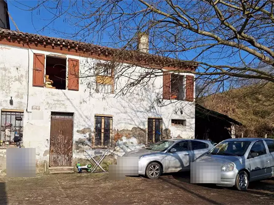 Immagine 1 di Casa indipendente in vendita  in Via Entirate a Bagnacavallo