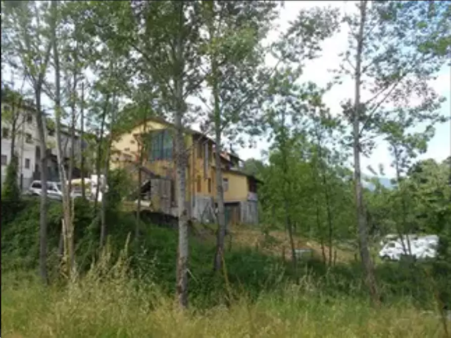 Immagine 2 di Stabile in vendita  in loc. Ponte di Lugagnano strada Vecciatica a Monchio Delle Corti
