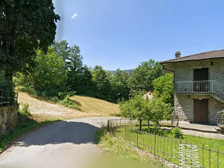 Immagine 15 di Stabile in vendita  in loc. Ponte di Lugagnano strada Vecciatica a Monchio Delle Corti