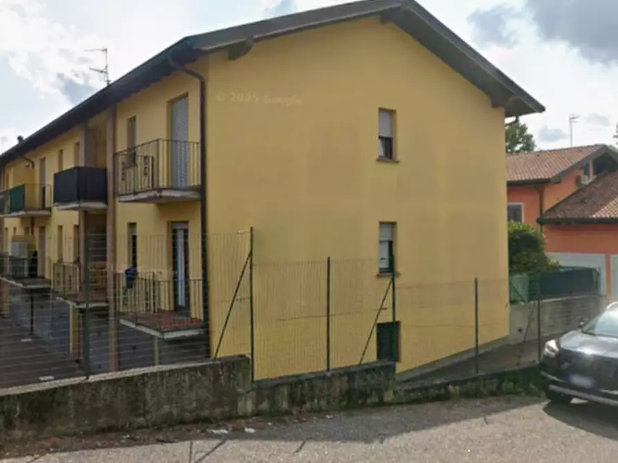 Immagine 2 di Appartamento in vendita  in Via Galliano a Carnago