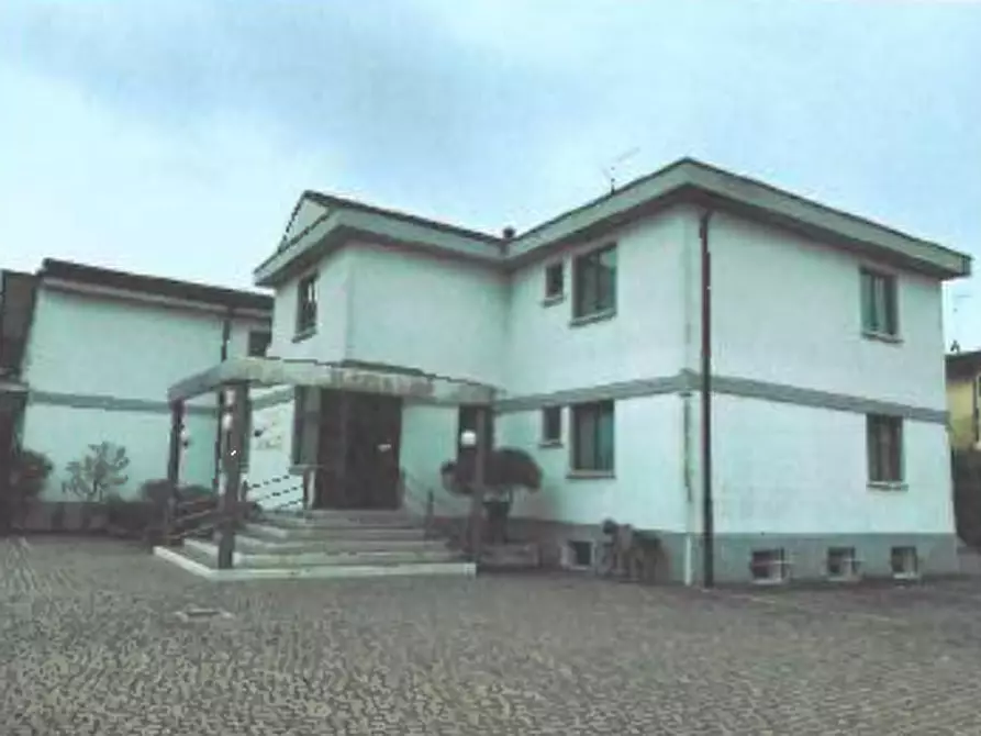 Immagine 4 di Hotel in vendita  in Str. Martorelli a Porto Mantovano
